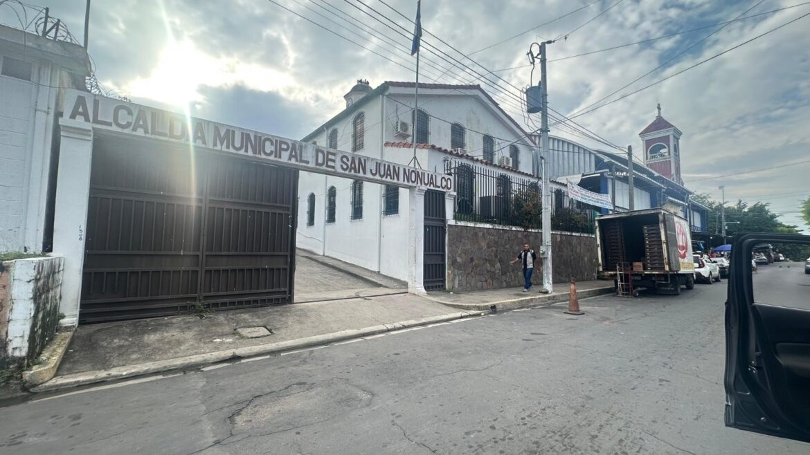 Alcaldía de La Paz Este pide a la CSJ investigar jueza que embargó cuentas de salarios de los trabajadores y un edificio para saldar préstamo adquirido en administraciones de ARENA