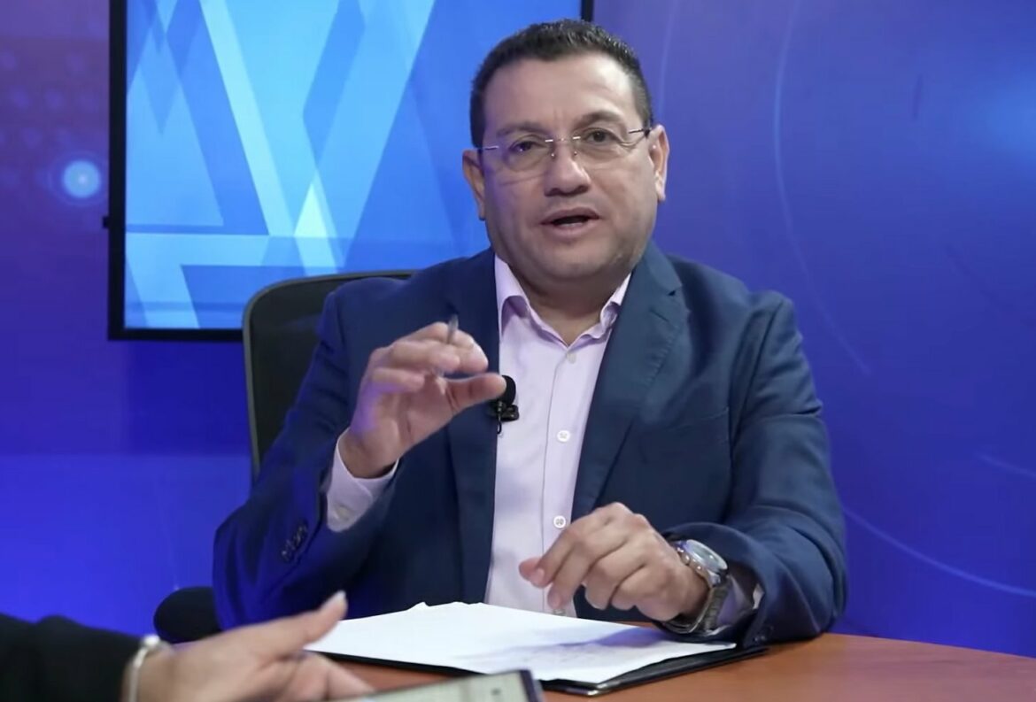 «El crecimiento indefinido (del escalafón) se debería de eliminar», afirmó el ministro de Trabajo