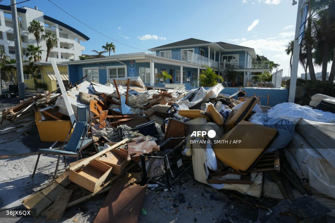 Huracán Milton deja al menos 16 muertos en Florida, donde comienza la reconstrucción