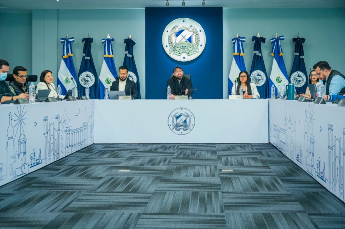 Sexta Calle Oriente en San Salvador Centro será nombrada “Comisionado Mauricio Arriaza Chicas”