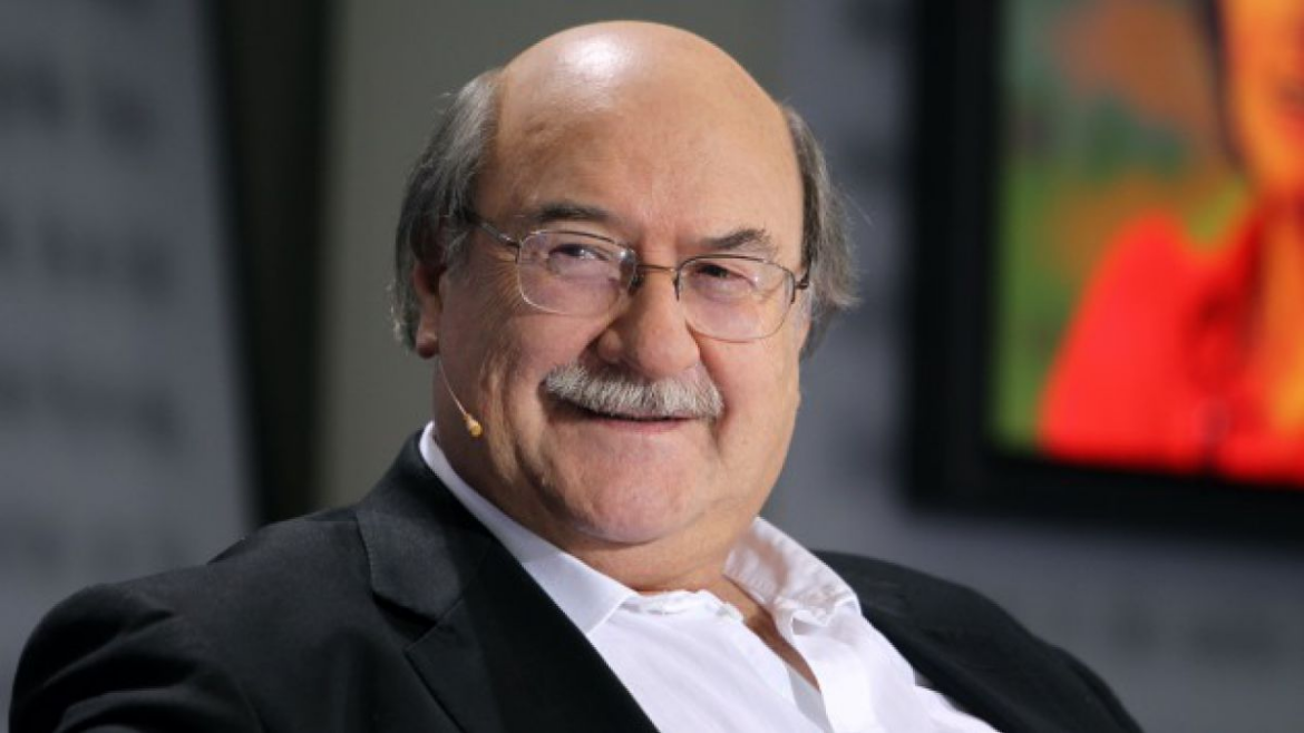 Muere a los 83 años el escritor chileno Antonio Skármeta, autor de «El cartero de Neruda»