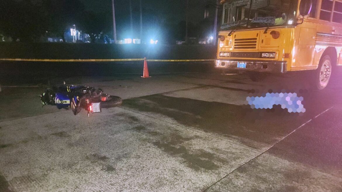 Motociclista falleció luego de colisionar contra un bus a la altura del redondel Claudia Lars