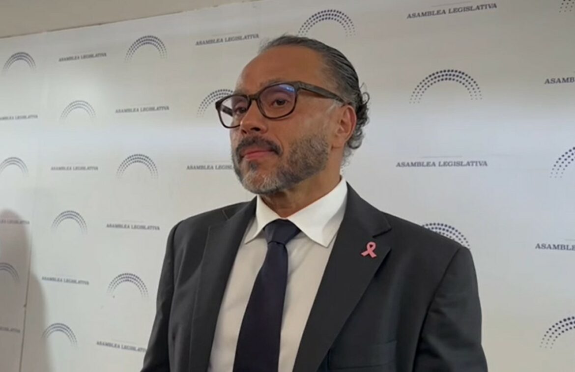 Presidente de la Asamblea Legislativa dijo que en el presupuesto 2025 puede haber reformas porque ellos no escriben «las cosas en piedra»