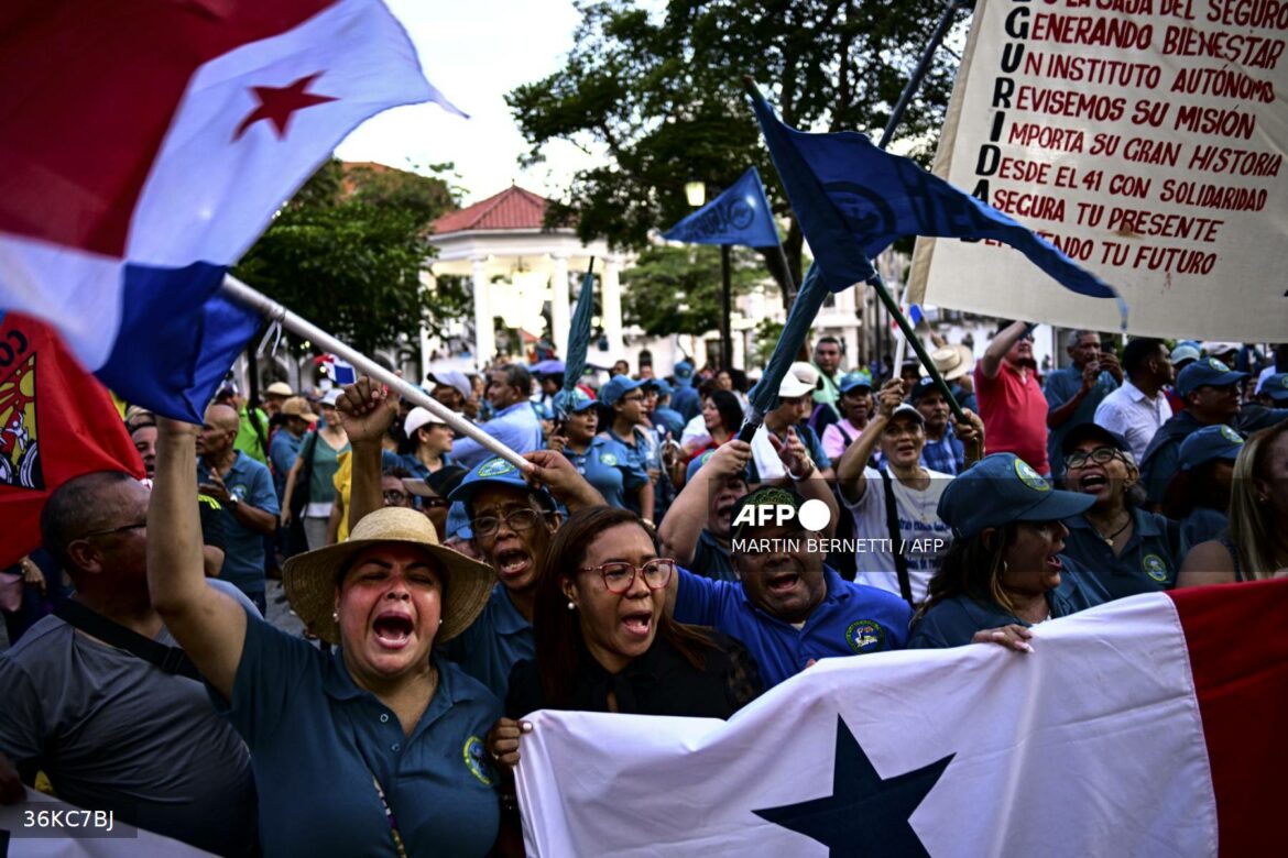 Trabajadores protestan en Panamá por reforma al sistema de pensiones