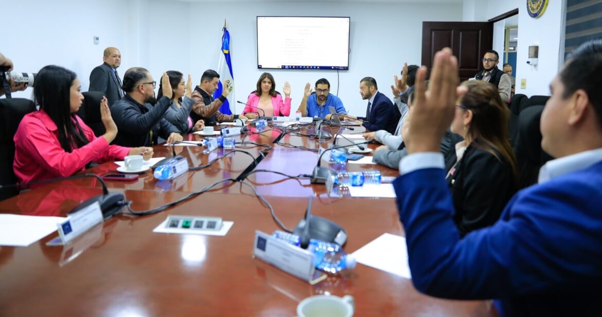 Dictamen favorable para incorporar La Libertad Este y La Libertad Costa al Área Metropolitana de San Salvador