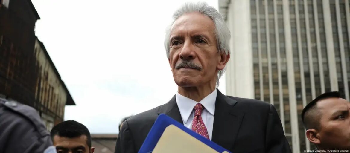 Guatemala: otorgan arresto domiciliario a José Rubén Zamora