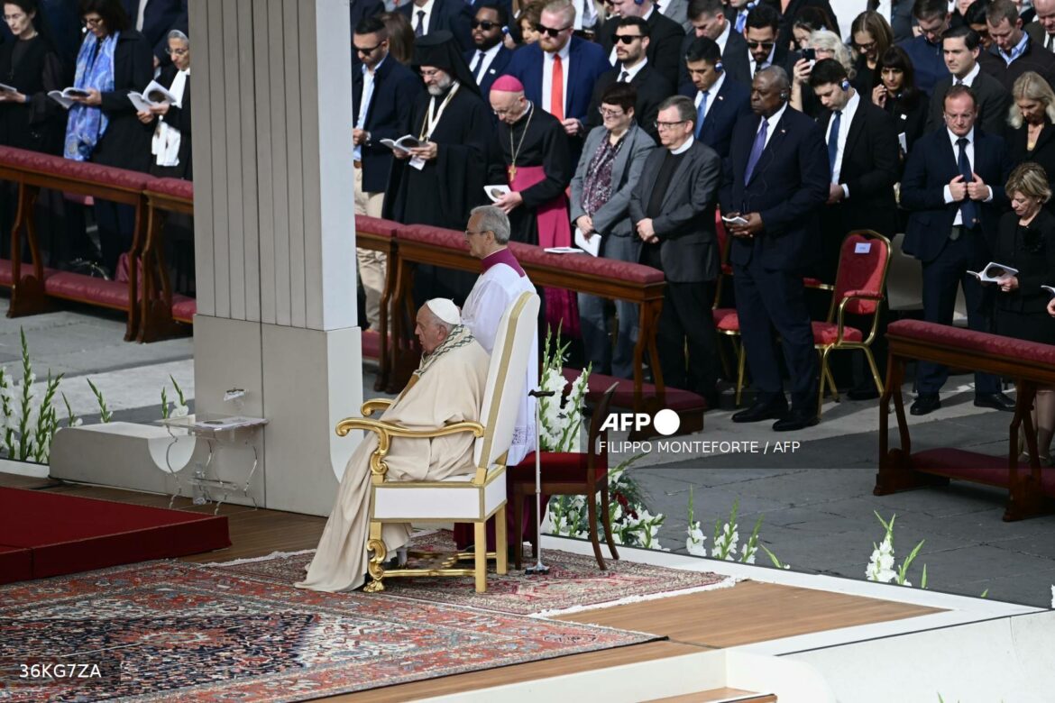 El papa Francisco proclama a 14 nuevos «santos»