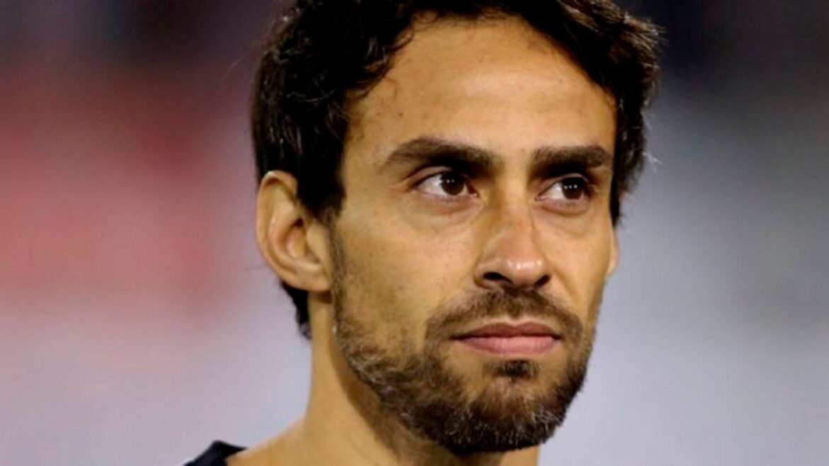 Exfutbolista chileno Jorge Valdivia es detenido tras denuncia por delito sexual