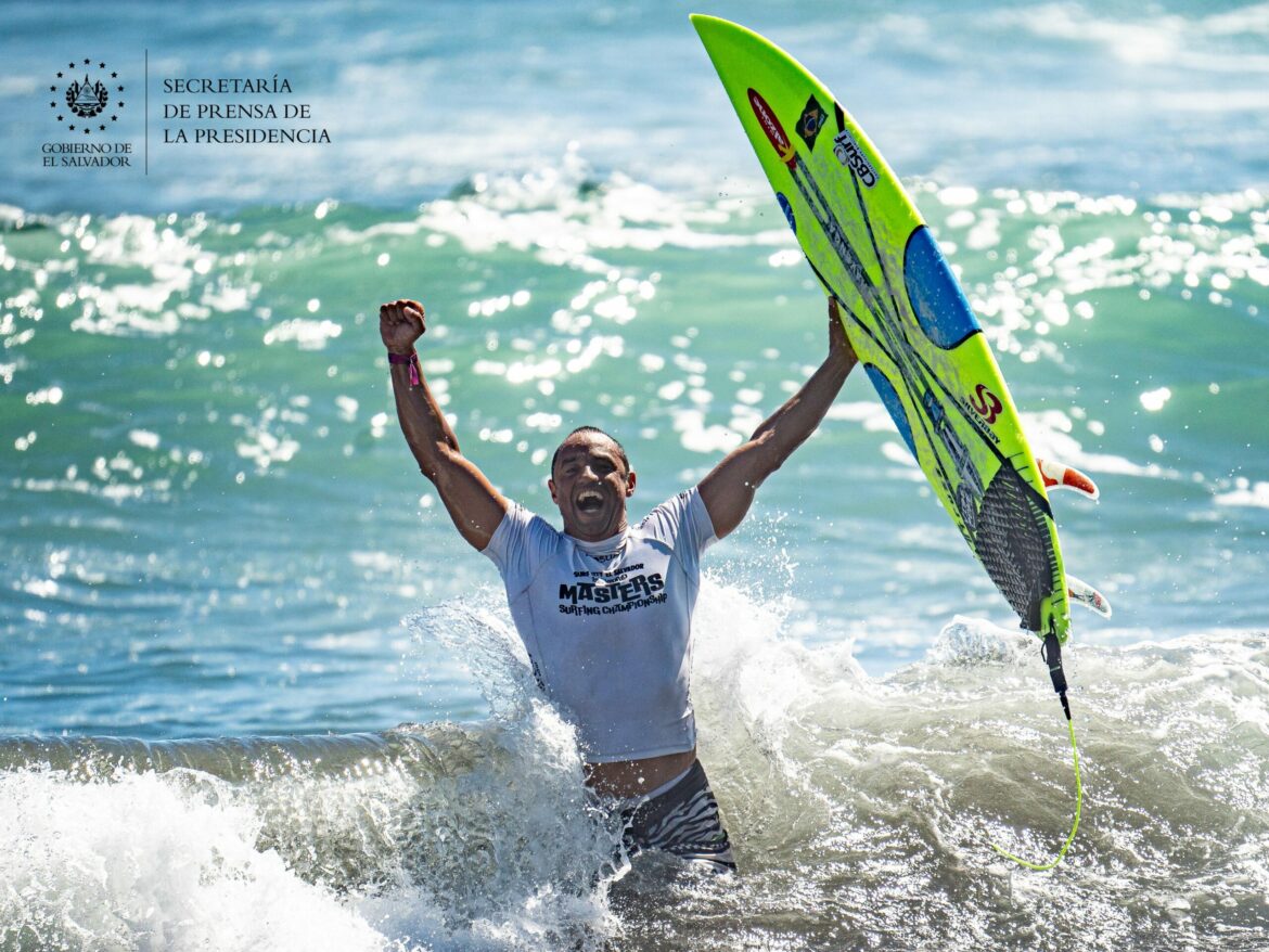 Estos son los nuevos campeones del ISA World Masters Surfing Championship: Uno vuelve a tocar oro después 40 años de su primer título