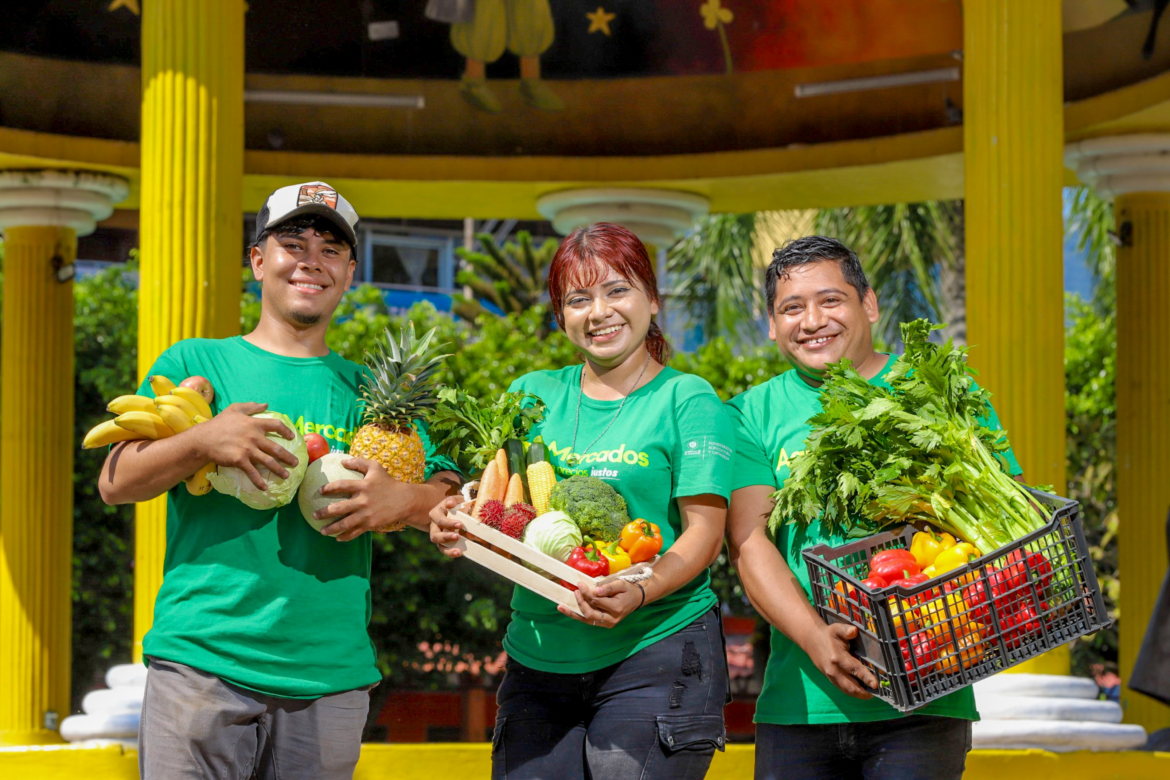 Bukele anuncia más bajas en los precios de los productos de los agromercados, ¿cuáles son los nuevos costos?
