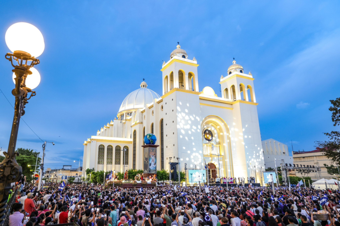 La población en El Salvador es de 6,029,976, según censo de 2024