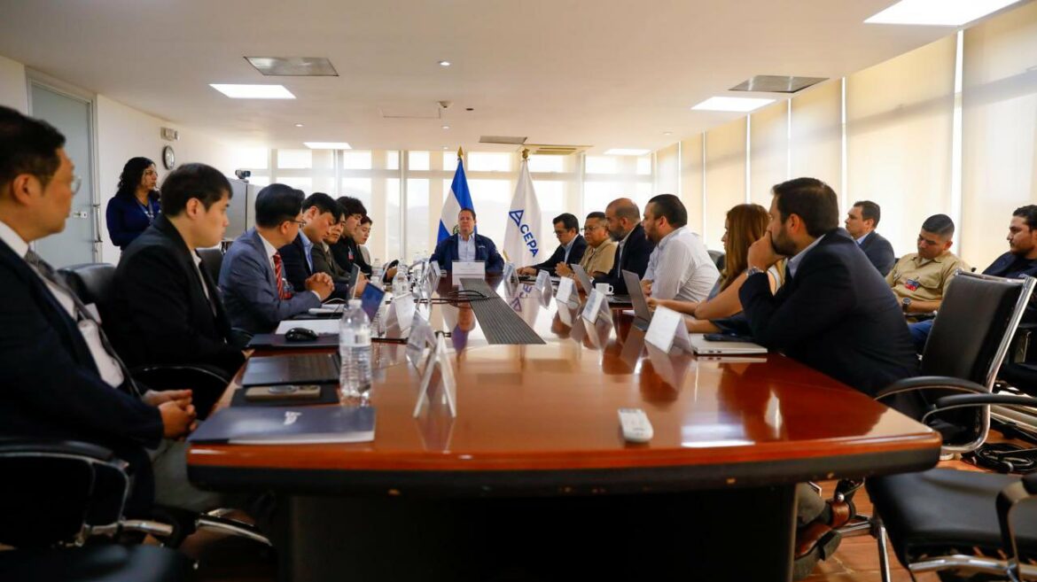 Corea del Sur entrega estudio de factibilidad para la creación de un astillero en el Puerto de La Unión