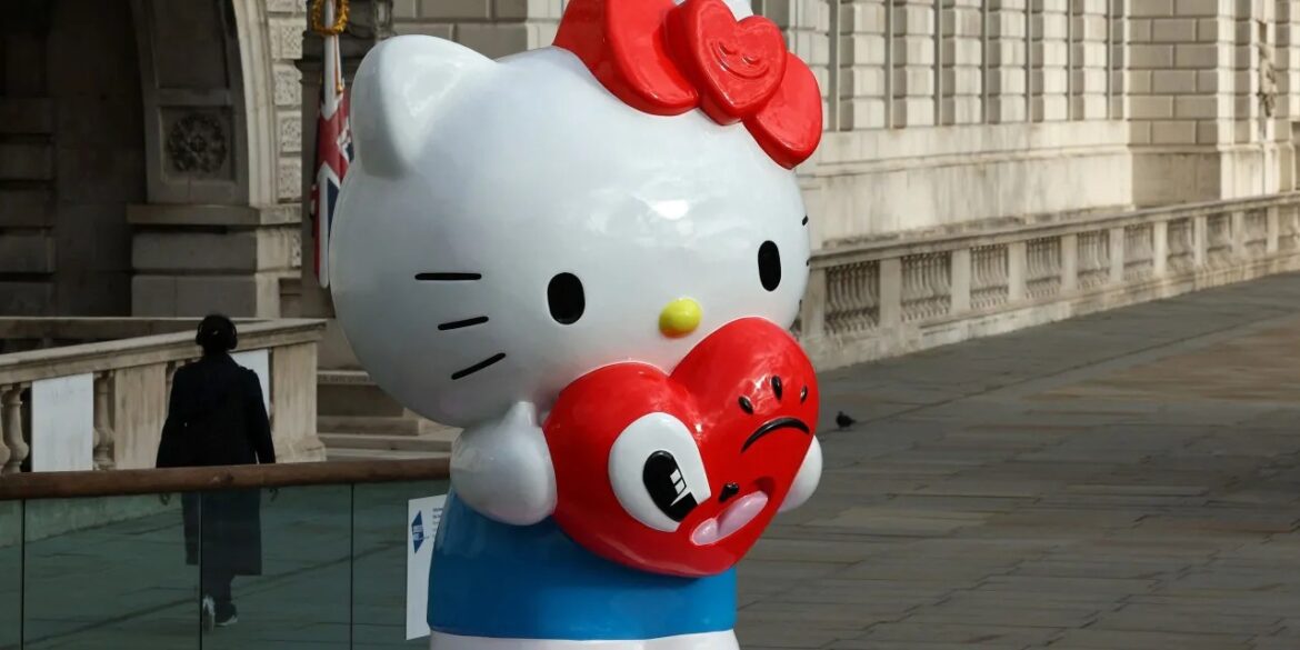 La «superadorable» Hello Kitty celebra sus 50 años de existencia