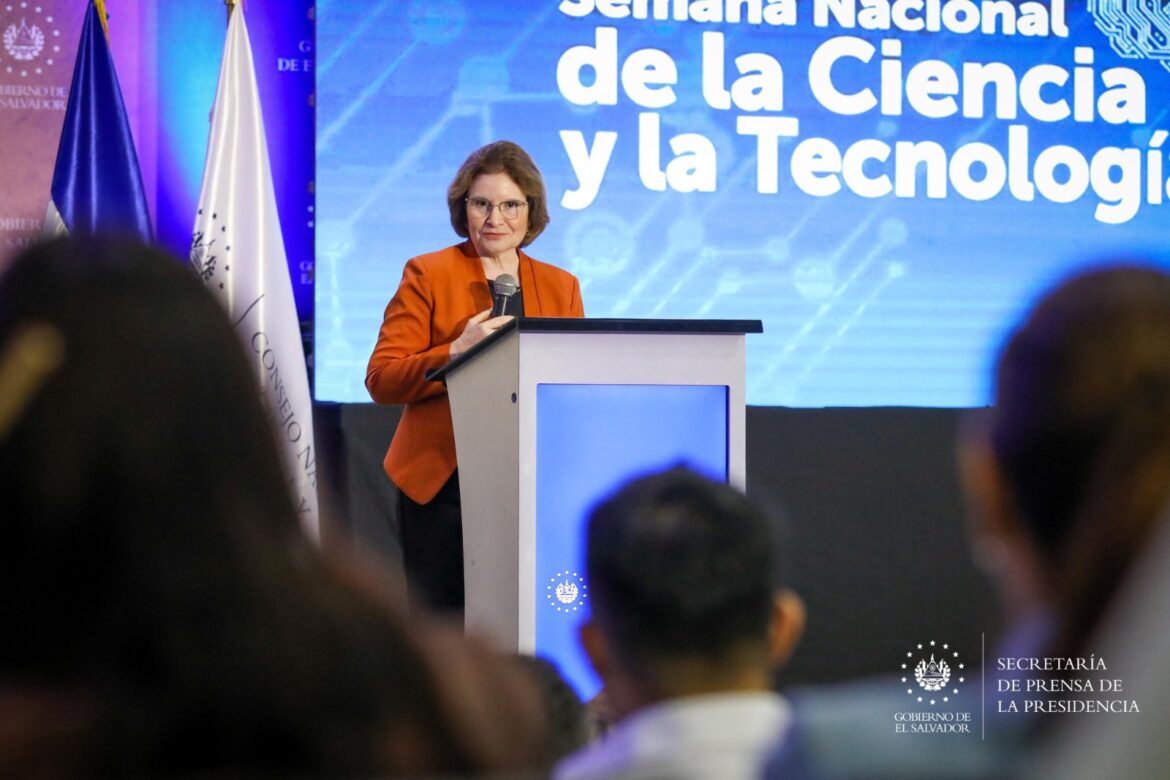 Realizan foro dedicado al sector productivo, academia y gobierno
