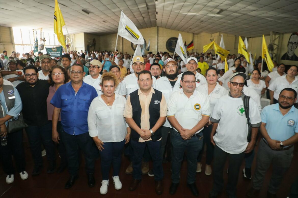 Ministro de Trabajo reafirma su compromiso en que «se respeten los derechos laborales»