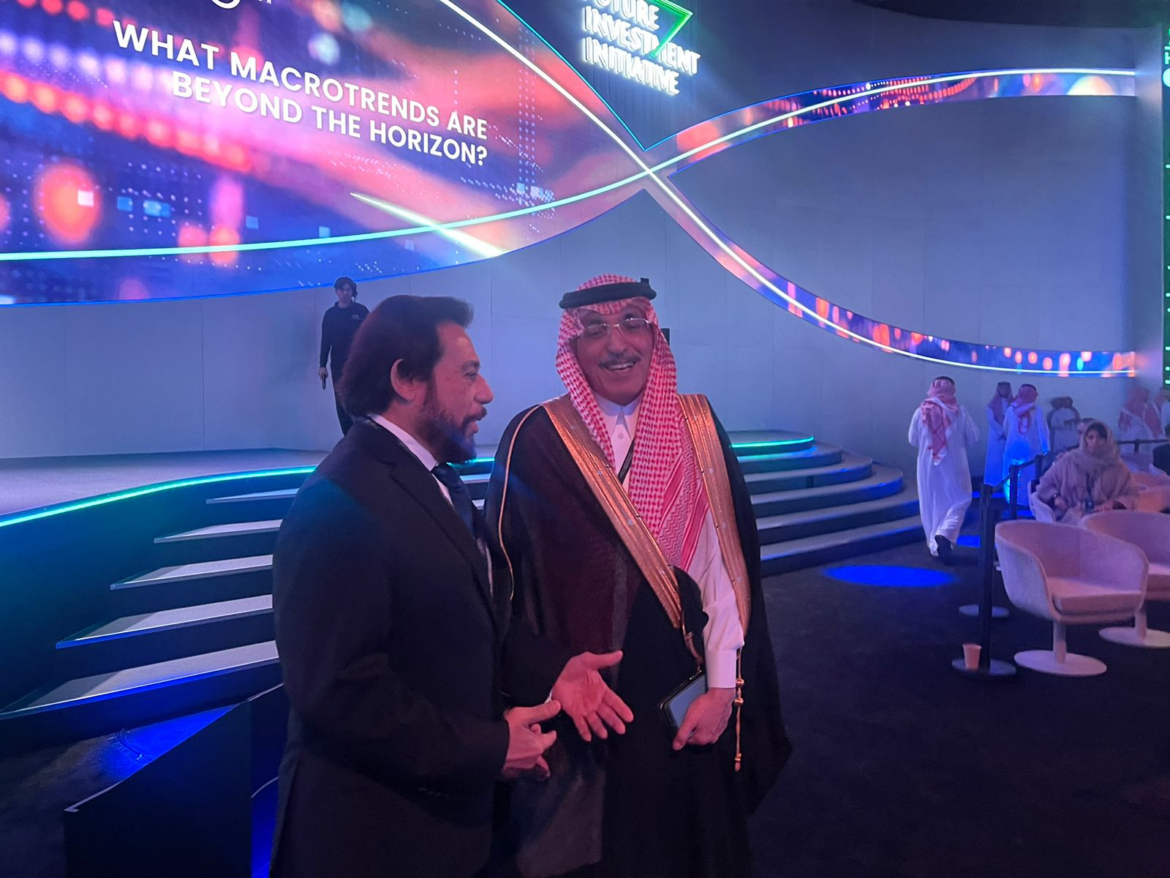 Vpdte. Ulloa participó en el Foro: “Iniciativa de Inversión del Futuro”, en Arabia Saudita