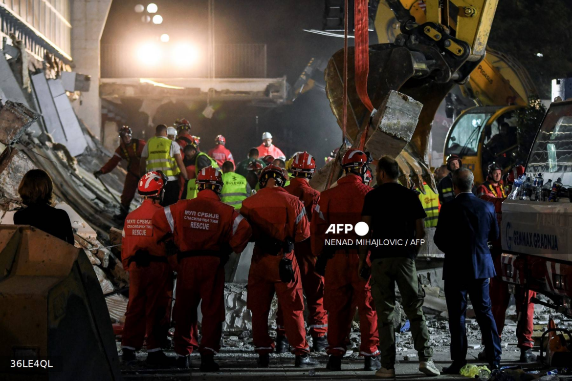 14 muertos por el colapso de un tejado en una estación de tren en Serbia