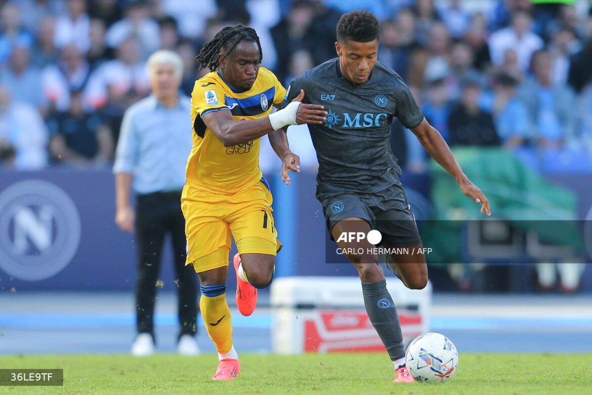 Atalanta vence 3-0 en casa del líder Nápoles con doblete de Lookman