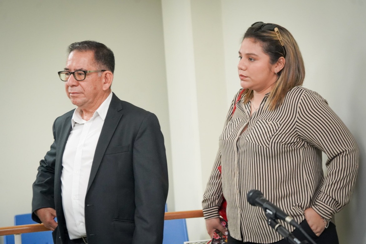 Inicia audiencia probatoria contra Eugenio Chicas y su grupo familiar: FGR afirma que tiene «contundente evidencia» que prueba el enriquecimiento ilícito de más de $282 mil