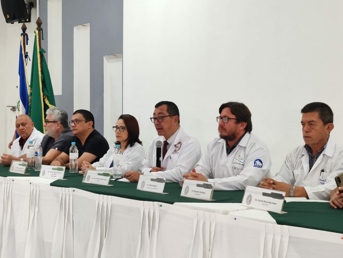 Junta Directiva del Colegio Médico se encuentra operando sin credenciales