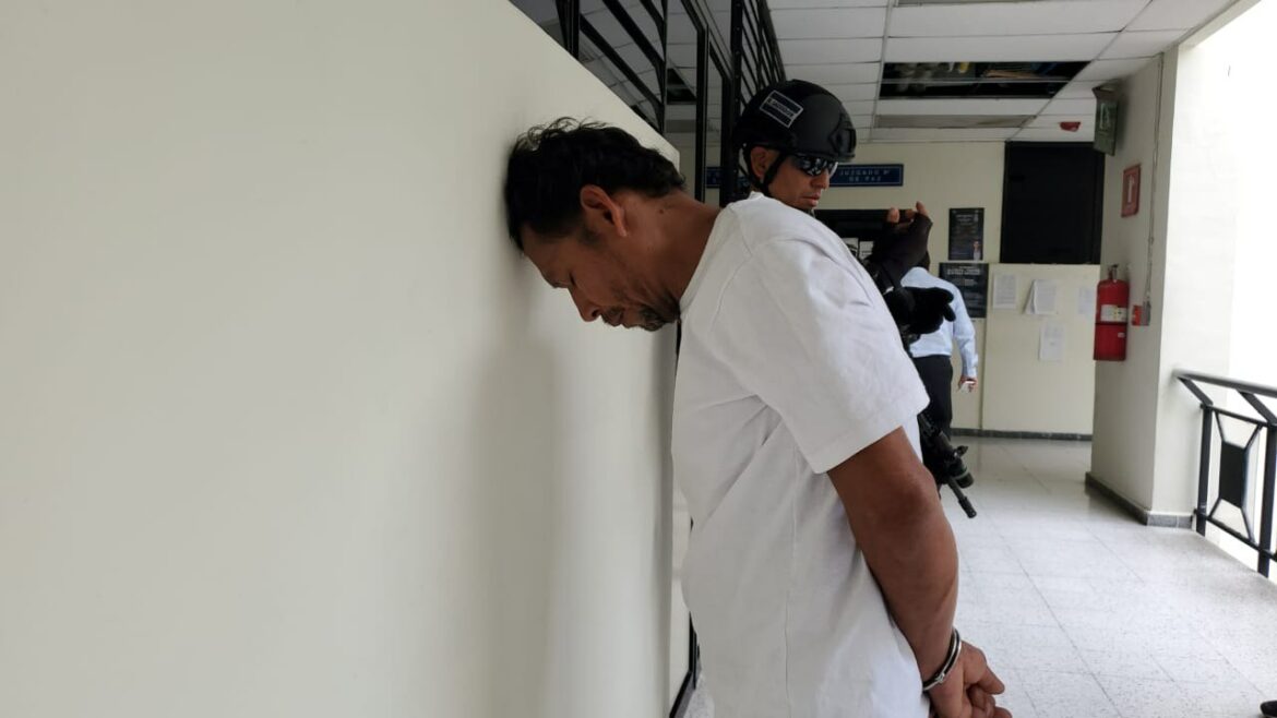 La FGR acusó al presunto asesino de una niña en La Campanera, Soyapango