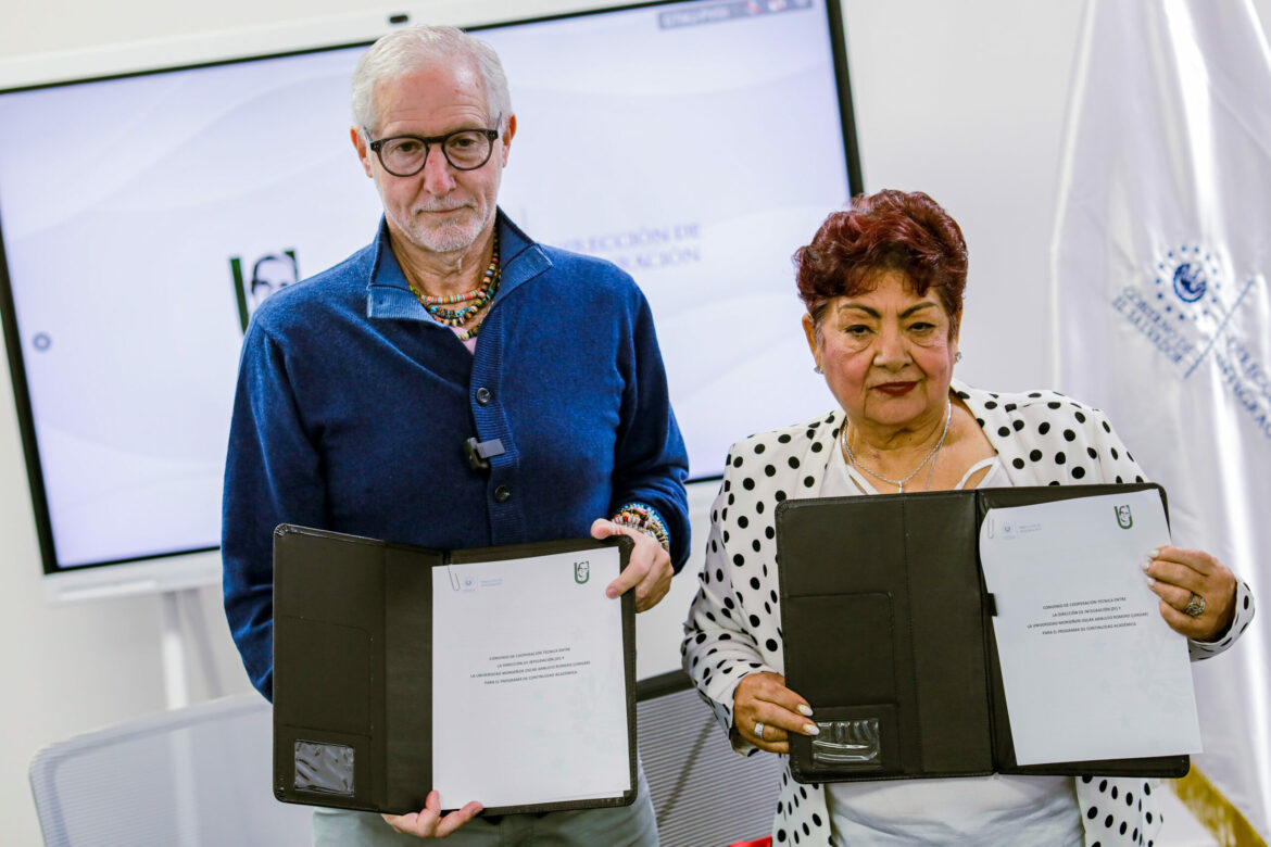 Integración y ASDER firman convenio para que salvadoreños vivan el mundo de la radiodifusión