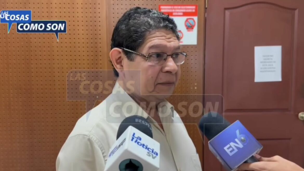 Exministro Lara insiste en que es inocente tras ser enviado a juicio en el caso «Tregua» con pandillas