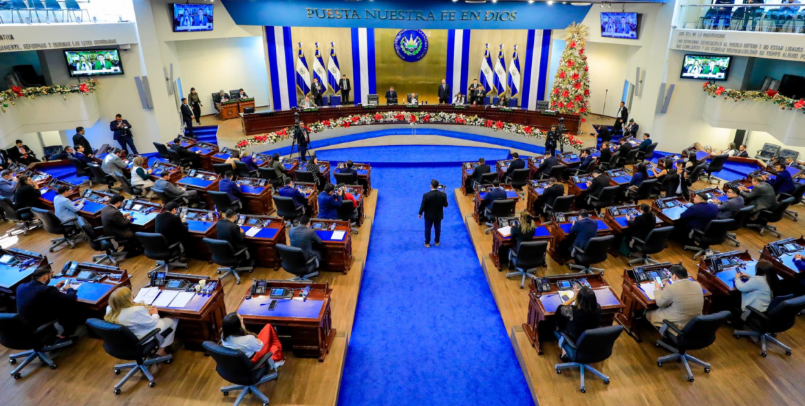 El congreso aprobó legalizar las propiedades a 45 familias en Jiquilisco, Usulután