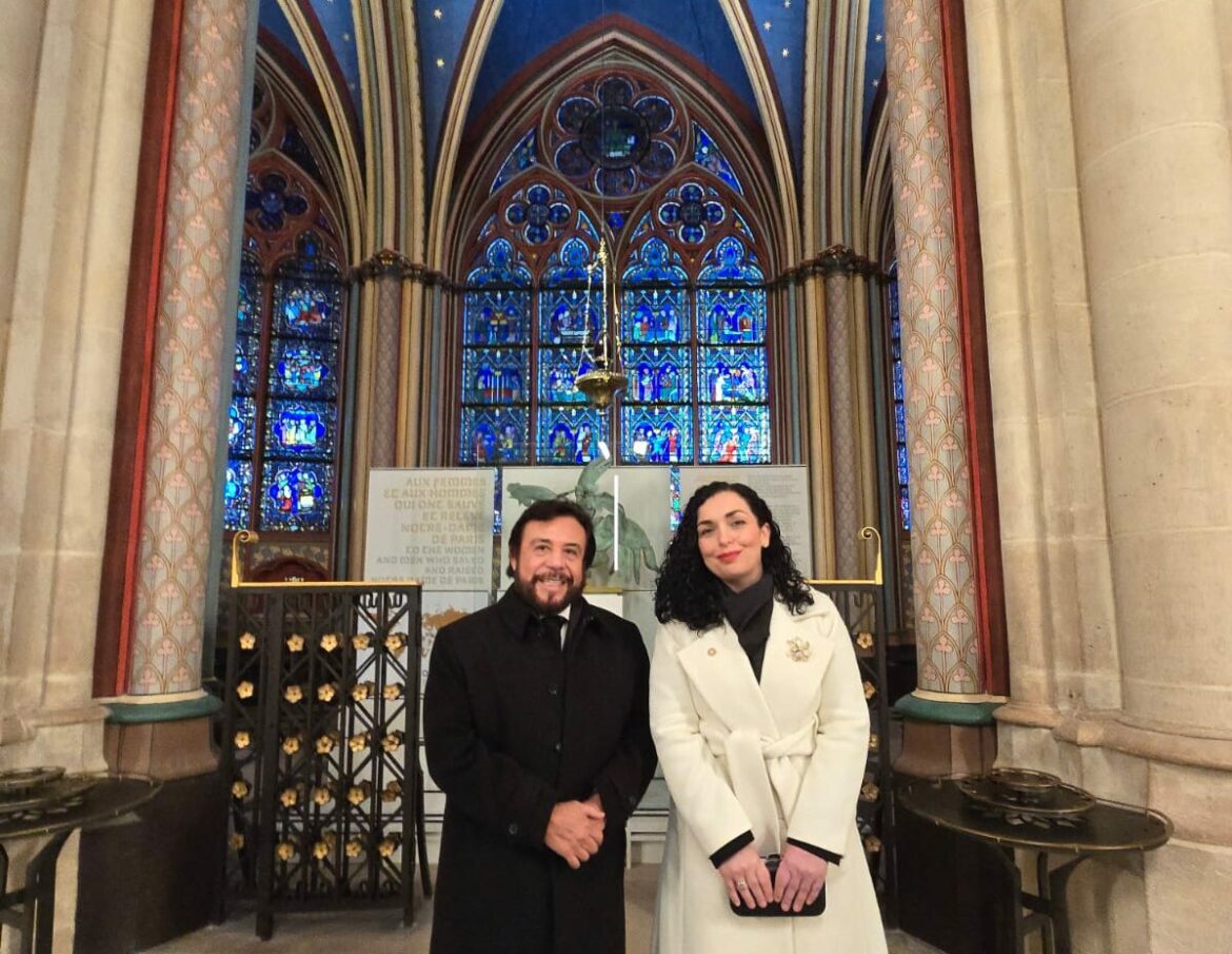 Vicepresidente Ulloa asistió a la ceremonia de reapertura de la catedral de Notre Dame, París