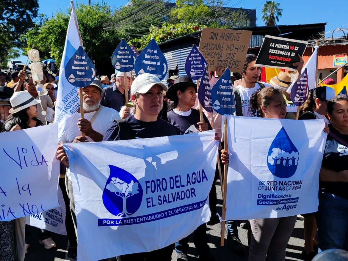 Organizaciones sociales piden a la Asamblea Legislativa no derogar la Ley de Prohibición de la Minería Metálica