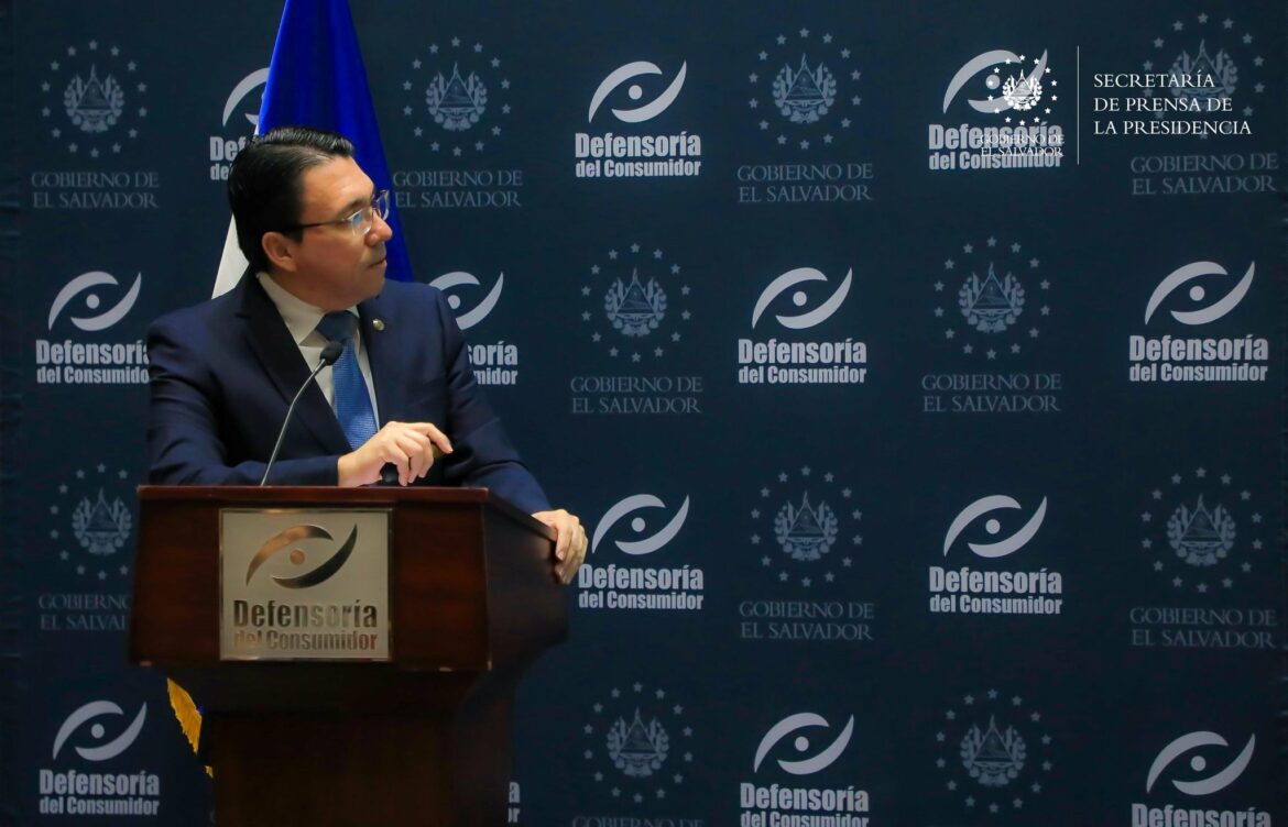 La Defensoría recuperó $40.2 millones a favor de 37,288 salvadoreños durante el 2024