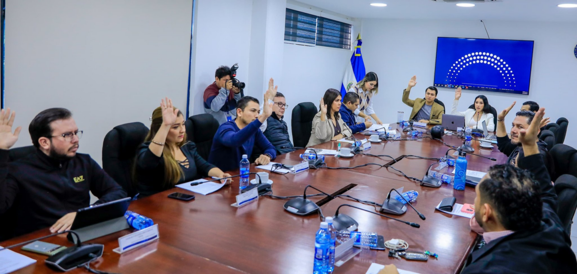 La Comisión de Tecnología aprobó crear la Ley General de Minería Metálica: el Estado será el único autorizado para extraer oro sin uso de mercurio