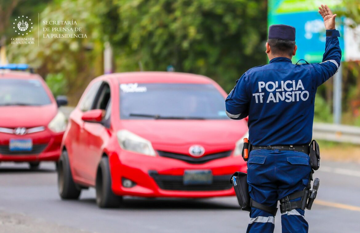 Dos conductores bajo los efectos del alcohol fueron detenidos en un control vehicular en la carretera Litoral, en San Blas