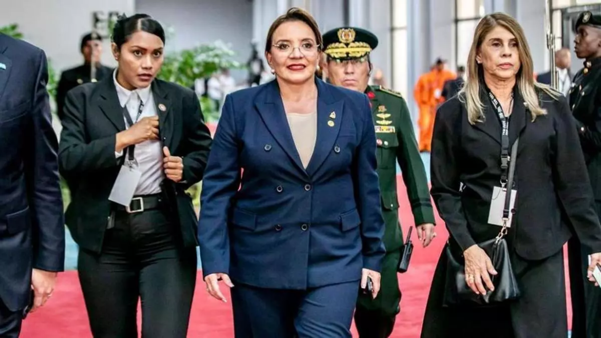 Honduras advierte que echará bases militares de EE.UU. si Trump hace deportaciones masivas