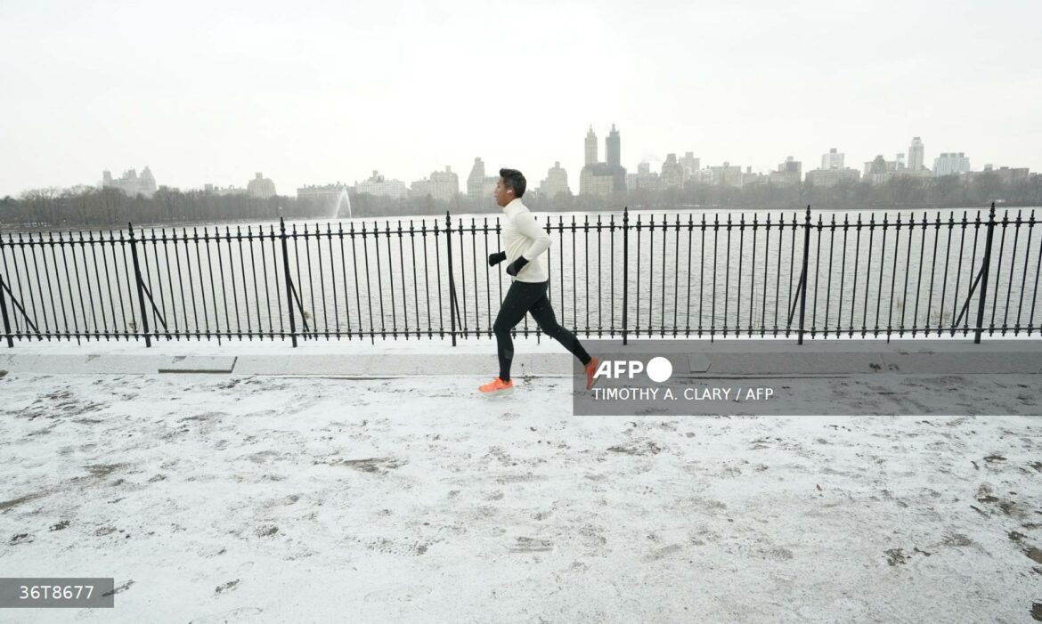 Una gran tormenta invernal causa estragos en el este de EEUU