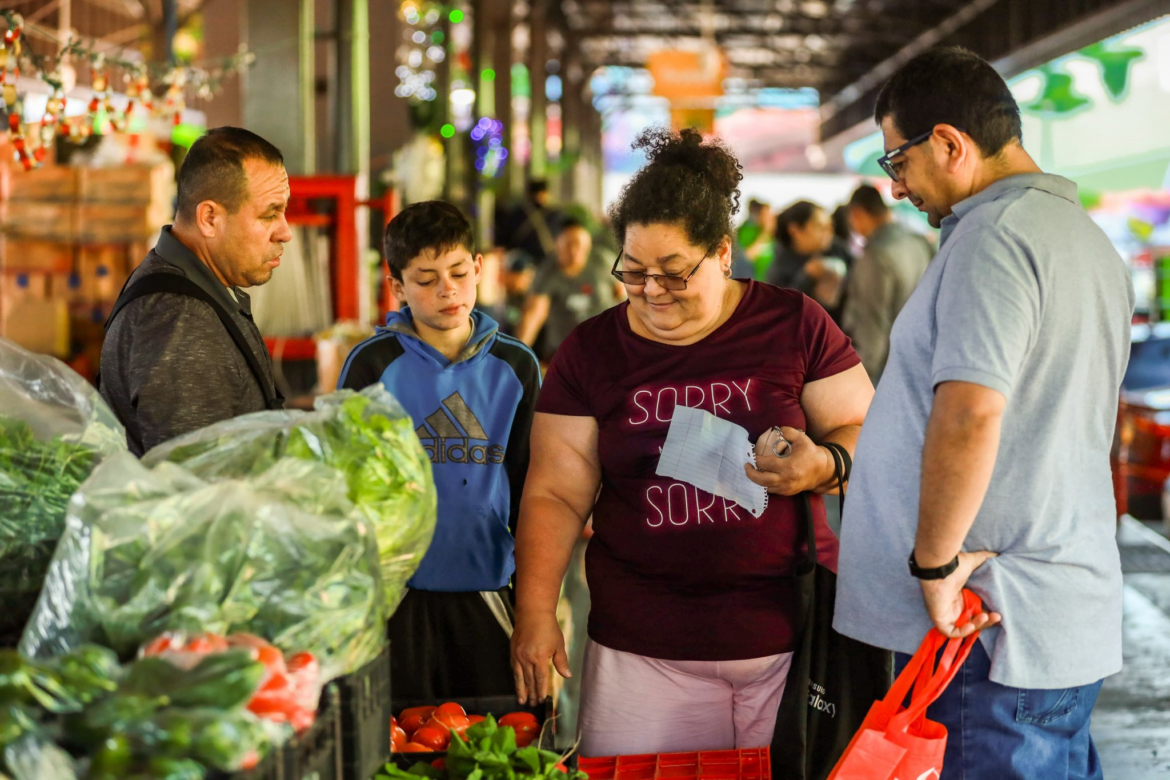 Más del 50% de la población cree que la economía familiar mejorará este 2025