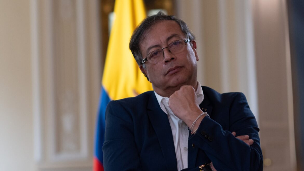 Colombia, bajo «estado de conmoción interior» por violencia que deja 100 muertos