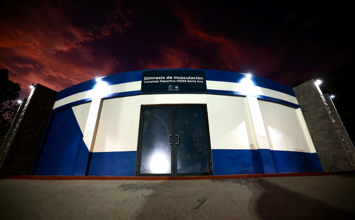 Remodelan las instalaciones del Complejo Deportivo INDES Santa Ana
