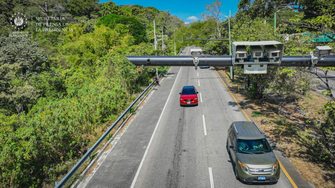 Se registran cero fallecidos en la autopista Comalapa desde la instalación de la fotomulta