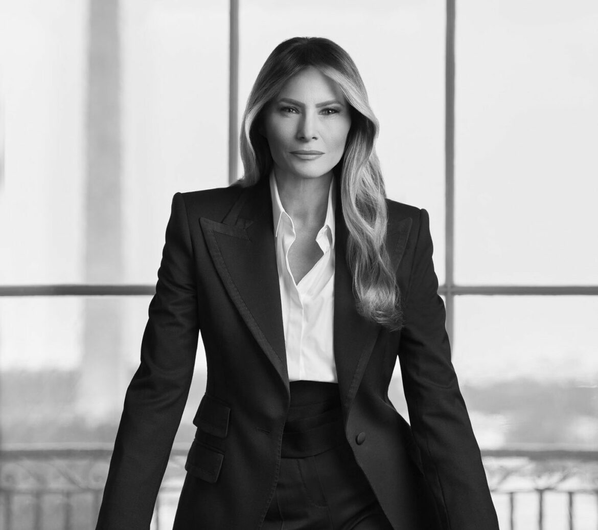 La Casa Blanca publica el retrato oficial de Melania Trump