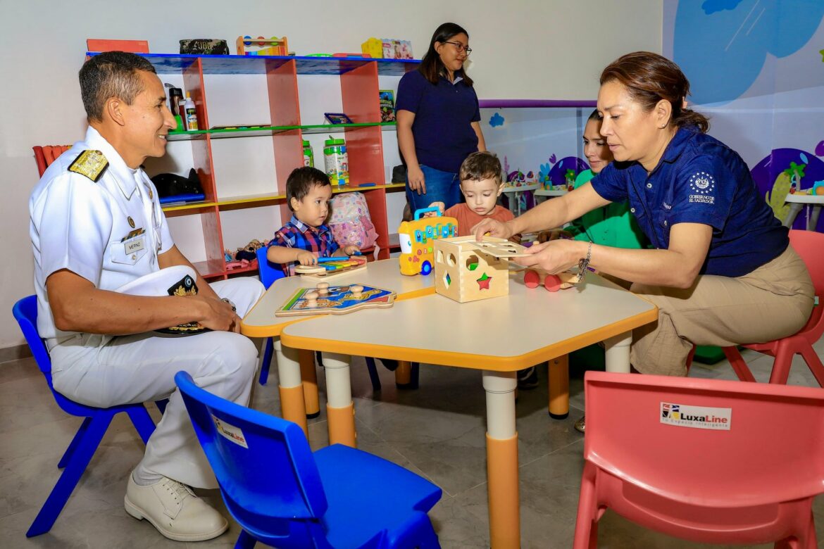 Inauguran el Centro de Atención a la Primera Infancia de la Fuerza Armada