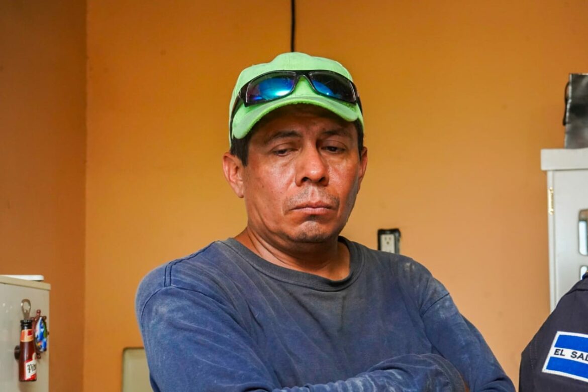 Arrestan a hombre que se dedicaba a vender droga en la zona del Estadio Cuscatlán