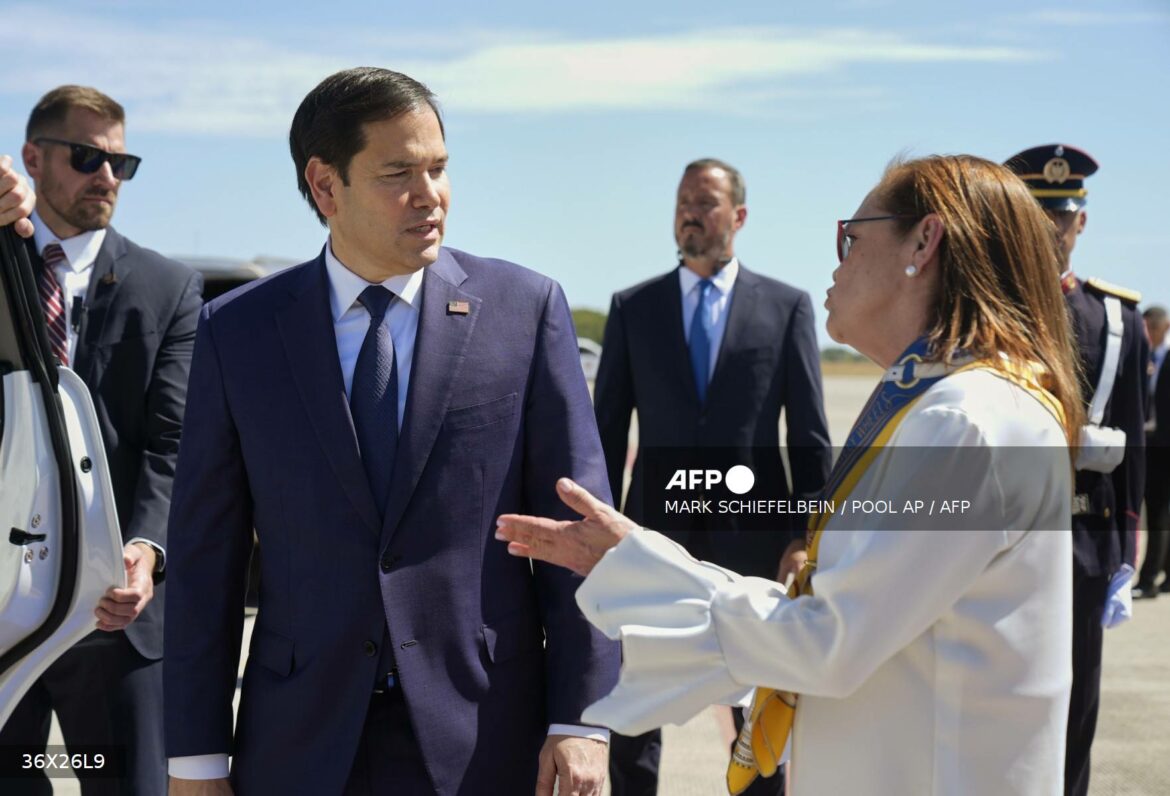 Rubio visita El Salvador para impulsar política de migración y seguridad