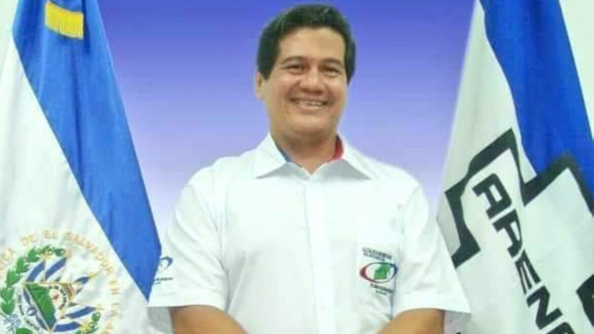 Inicia juicio contra exalcalde de Olocuilta por peculado e incumplimiento de deberes: habría trasladado dinero del FODES a sus cuentas personales