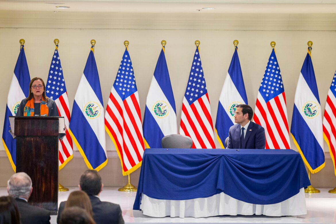 EE.UU. se compromete a ayudar a El Salvador en el desarrollo de energía nuclear