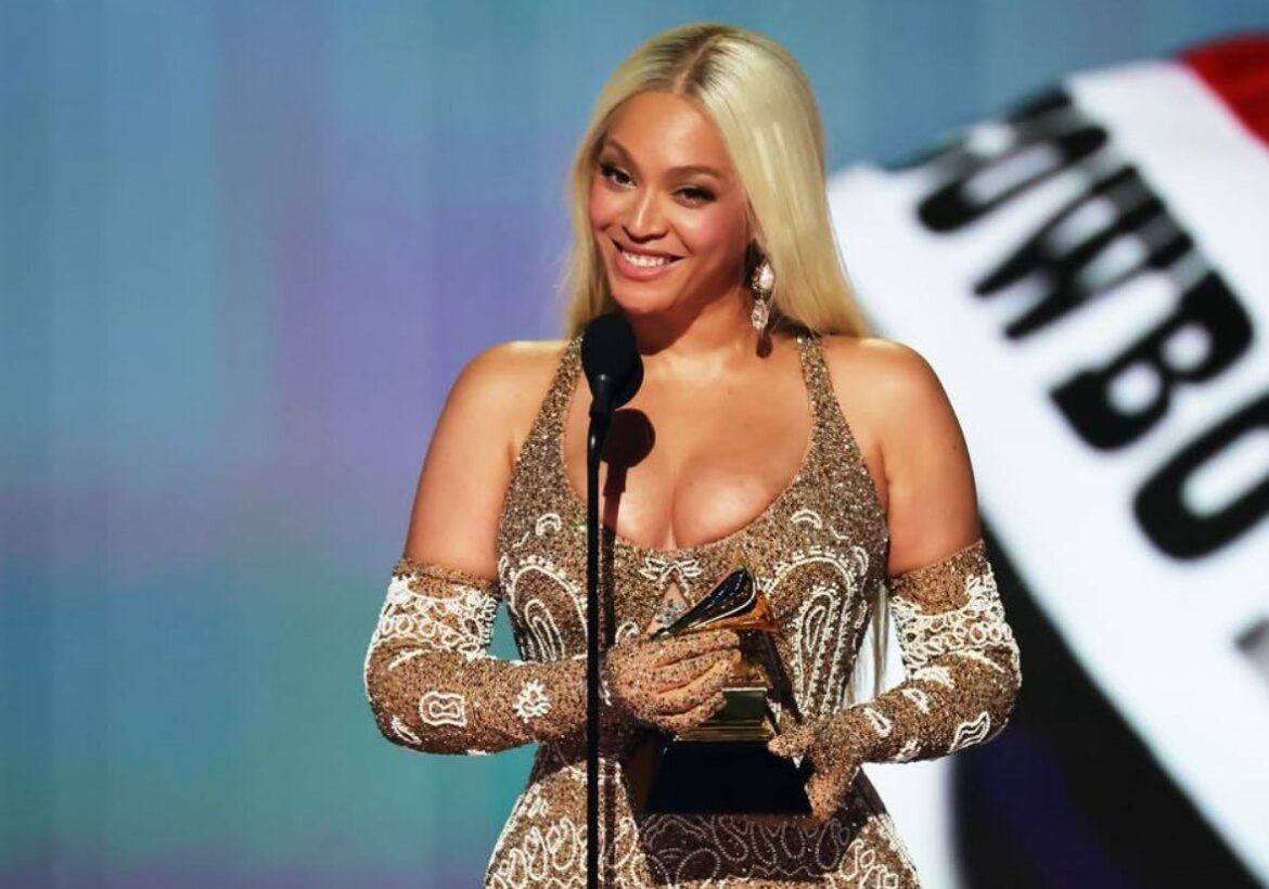 Beyoncé anuncia su nueva gira musical tras ganar su primer Grammy por ‘Álbum del Año’
