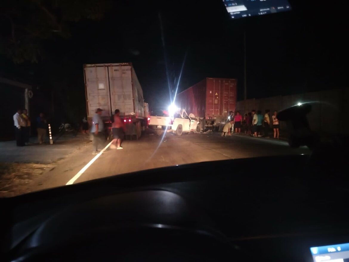 Siniestro vial en Santa Ana deja como resultado personas fallecidas y lesionados
