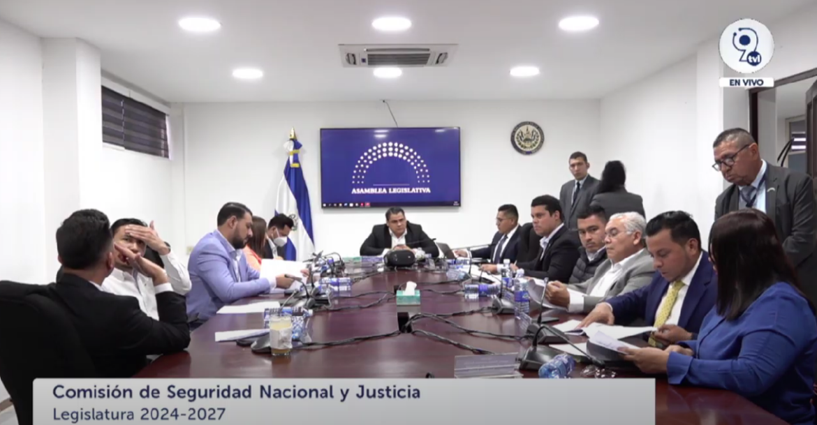 Comisión inicia estudio de reformas sobre cumplimiento de penas de prisión impuesta a menores de edad