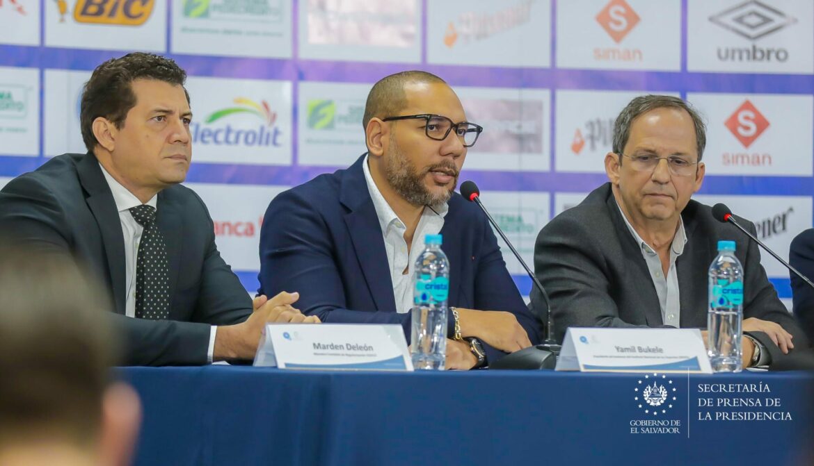 Comisión de Regularización de la FESFUT afirma que los estatutos del fútbol salvadoreño llevan un 80% de avance