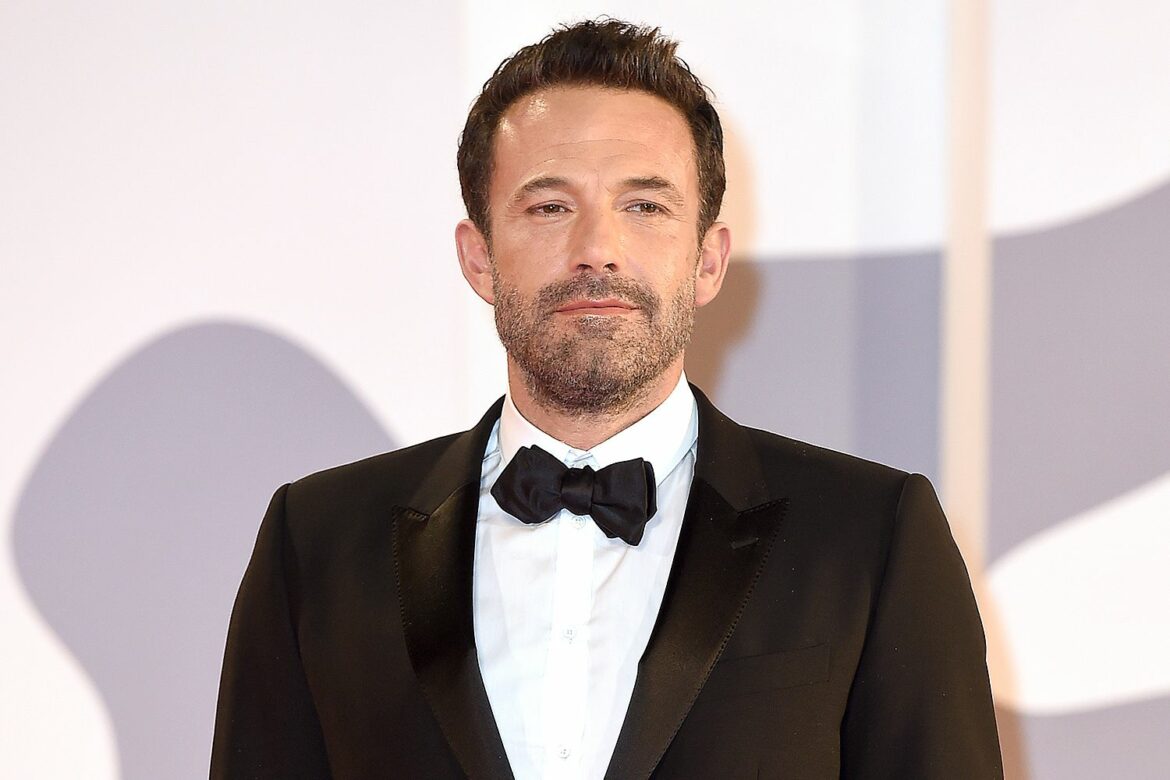 Revelan que Ben Affleck “ha vuelto a las citas” tras su divorcio oficial de Jennifer Lopez